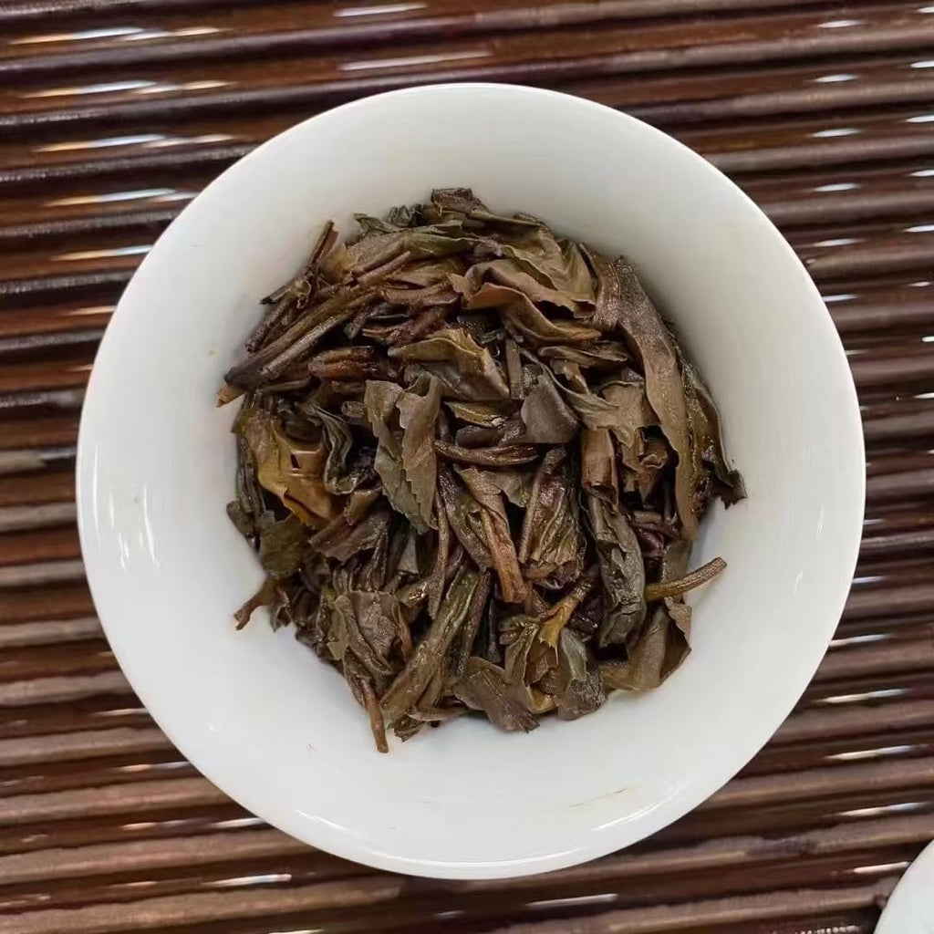2005 Xinghai Tea Factory Banzhang Ancient Tree Raw Pu-erh Tea Cake, 357g, from Yunnan