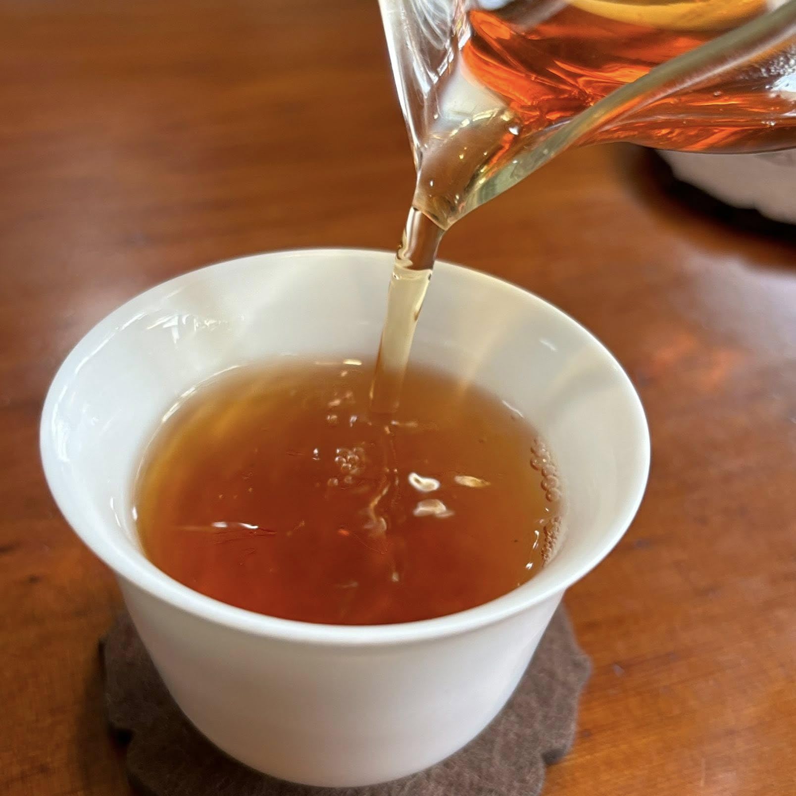 Yuanyuantang Yin Ji Round Cake Raw Pu-erh Tea 357g
