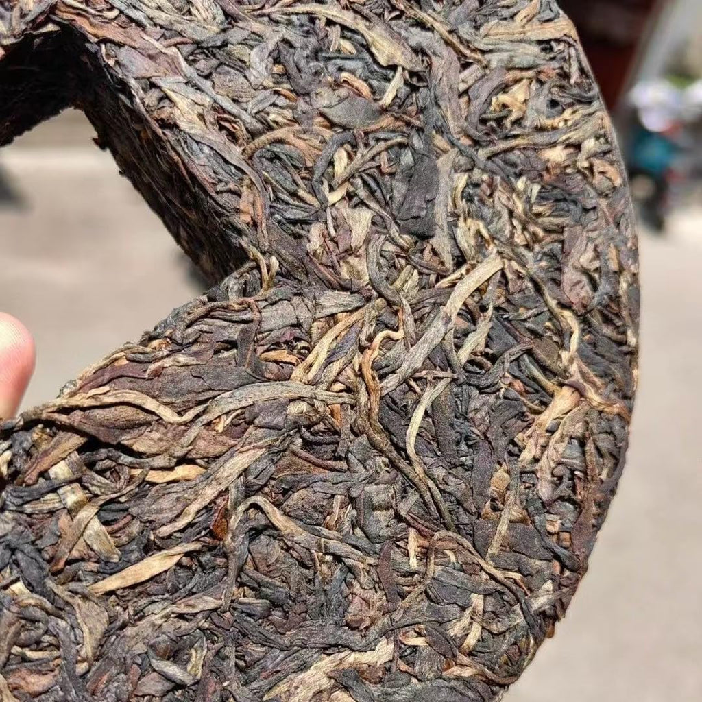 1990s Yunhai Yuancha Copper Coin Raw Pu-erh Tea Cake, 400g, from Yunnan