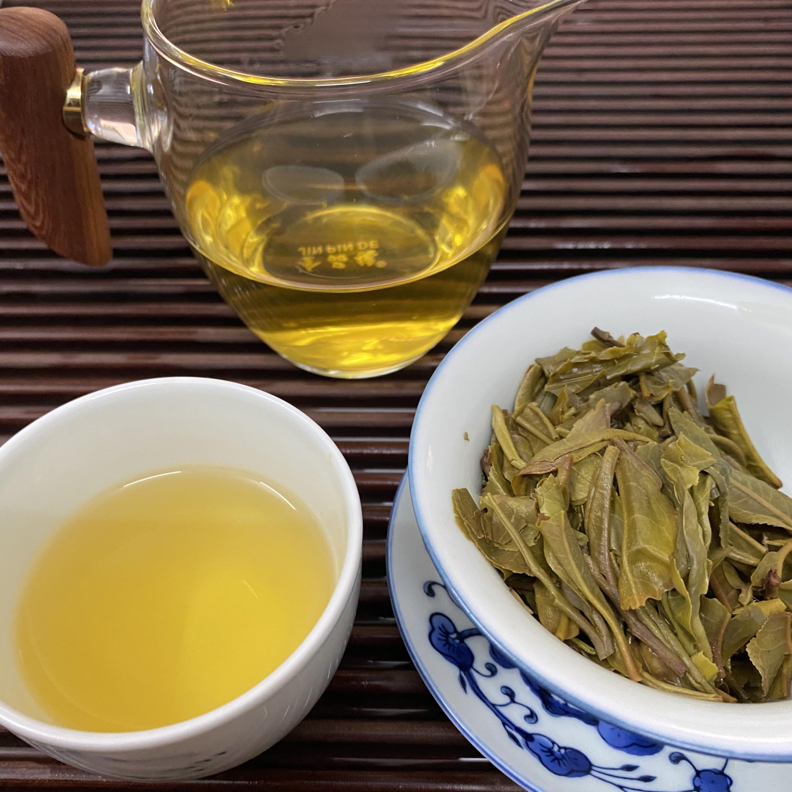 Seven-Star Peacock Banzhang Old Tree 2020 Raw Pu-Erh Tea Cake 357g