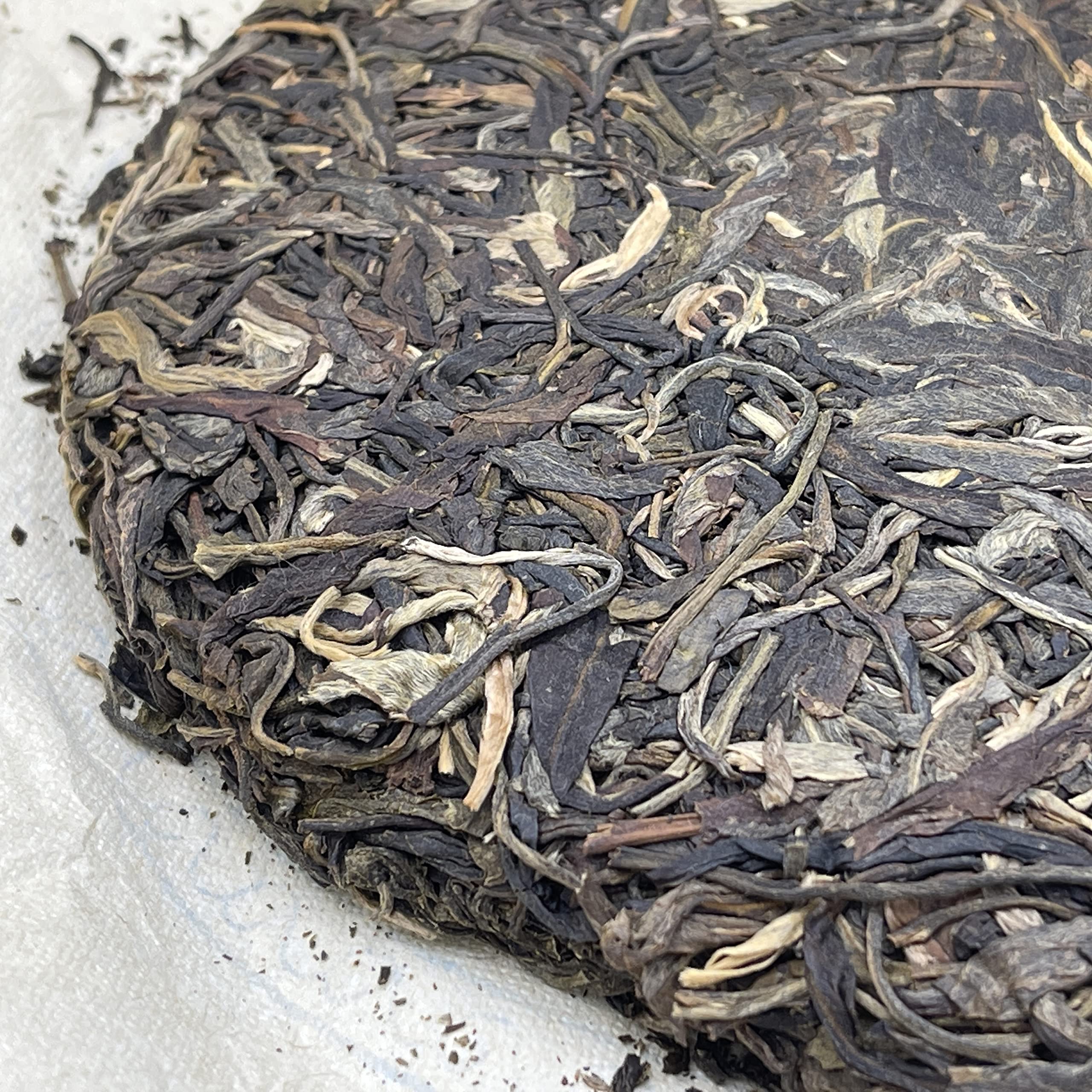 Sheng Jia Yuan Molie 2012 Raw Pu-Erh Tea Cake 357g
