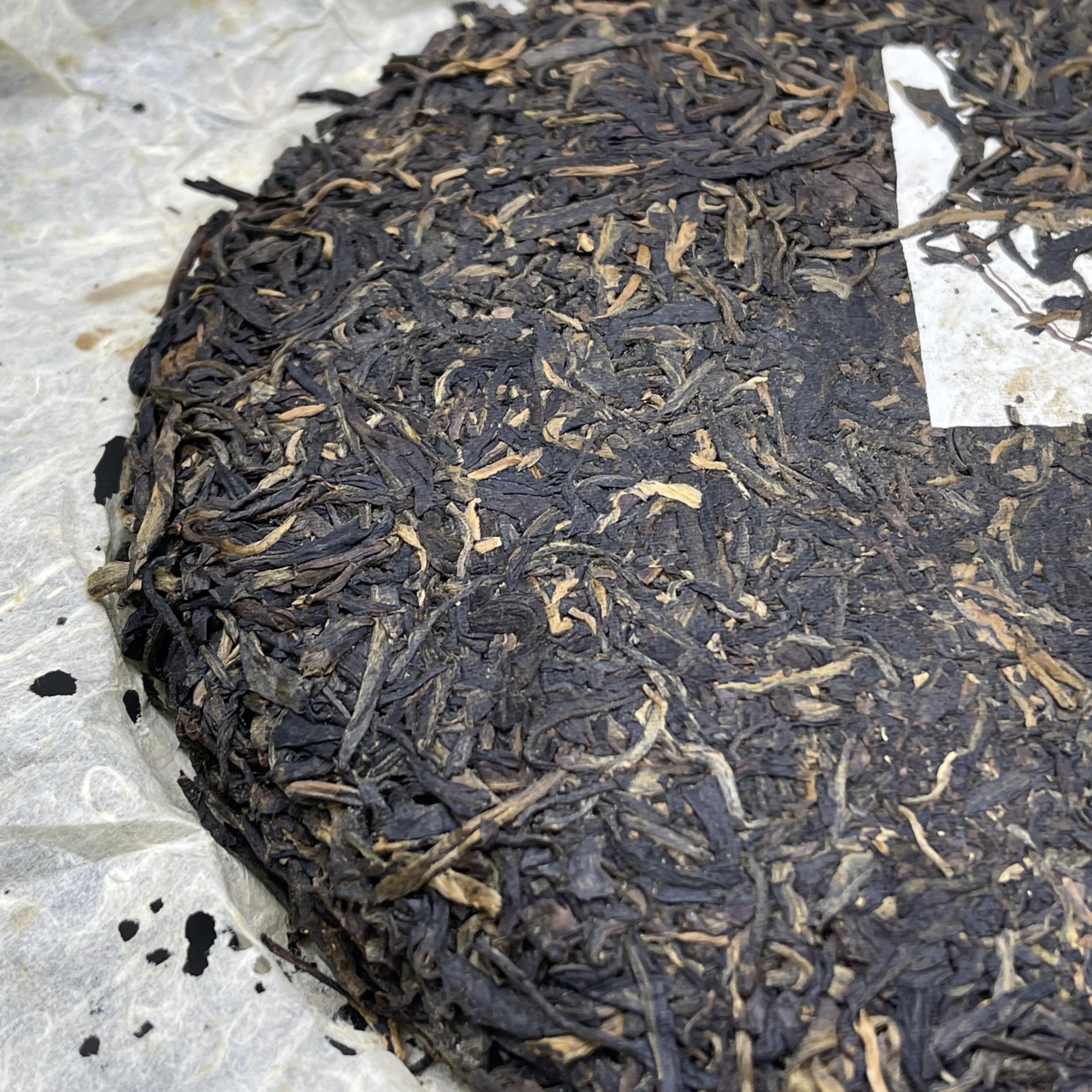 Song Pin Hao "Brown Label" Raw Puerh Tea Cake - 357g (1990s Reproduction)