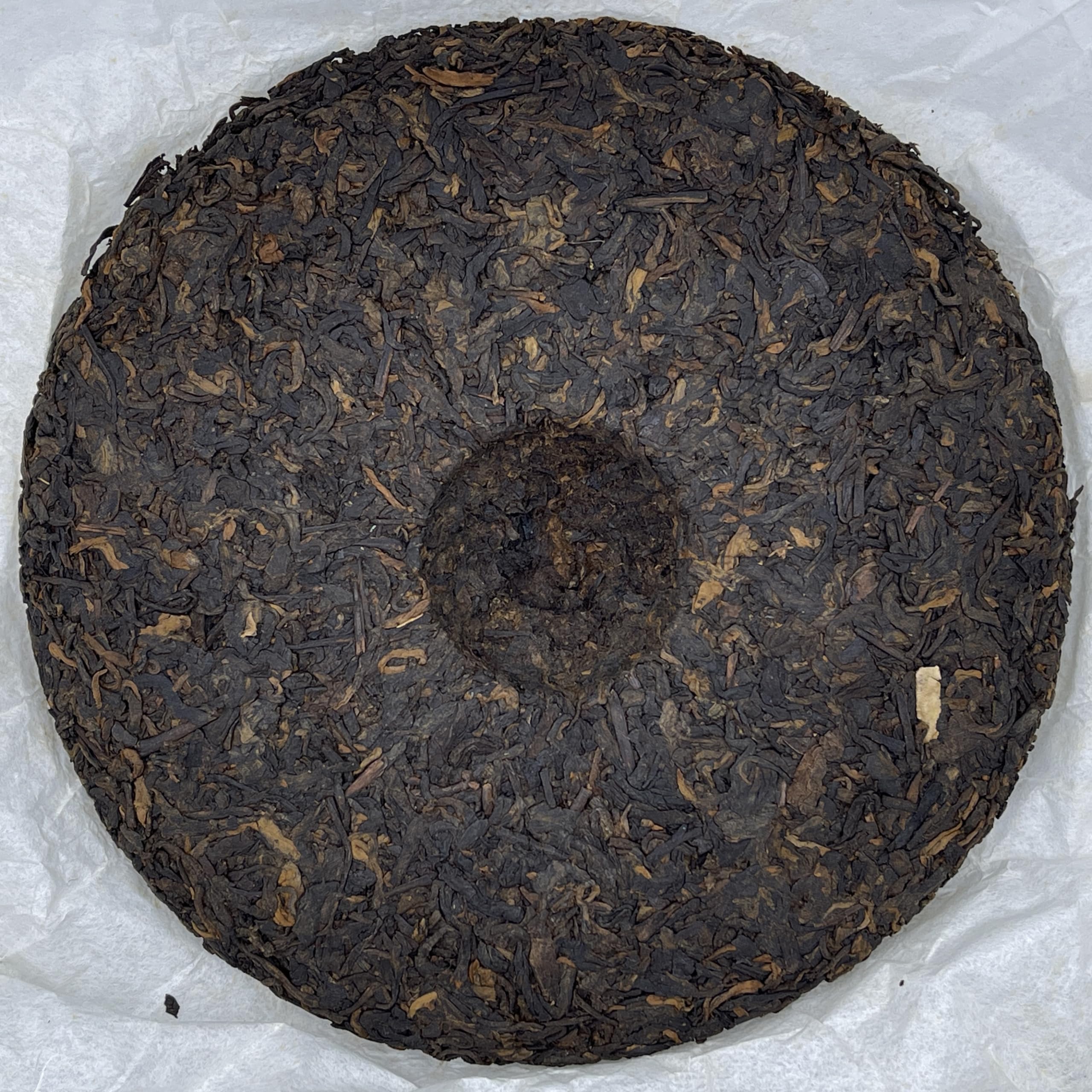 Pu-Erh tea,2011,SIX FAMOUS TEA MOUNTAIN,longevity,357,Ripe
